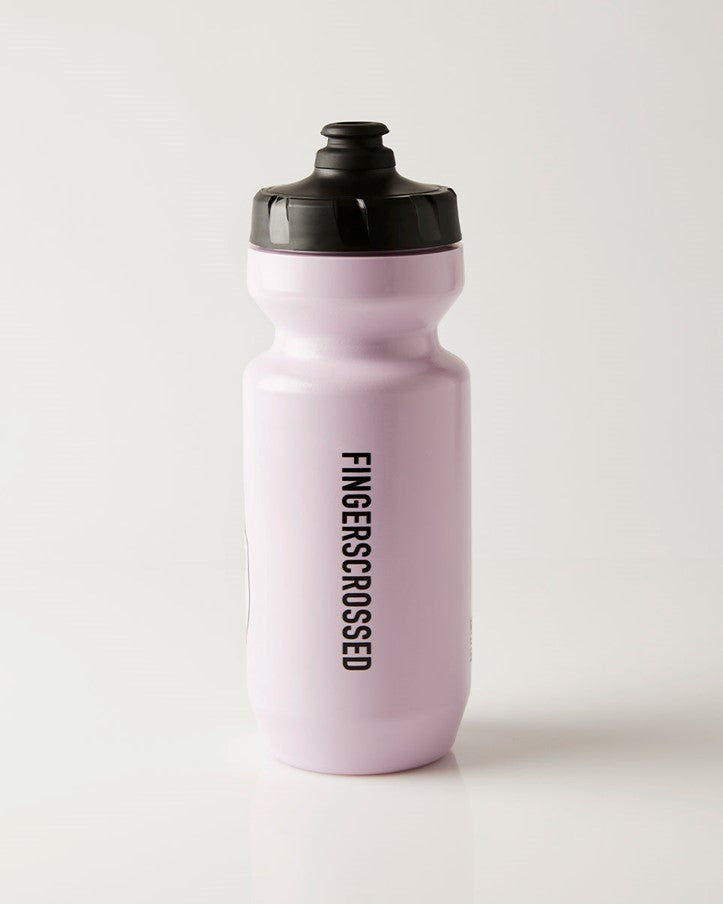 Reliable water bottle suitable for all active pursuits, ensuring your drinks stay fresh and flavorful with every sip.