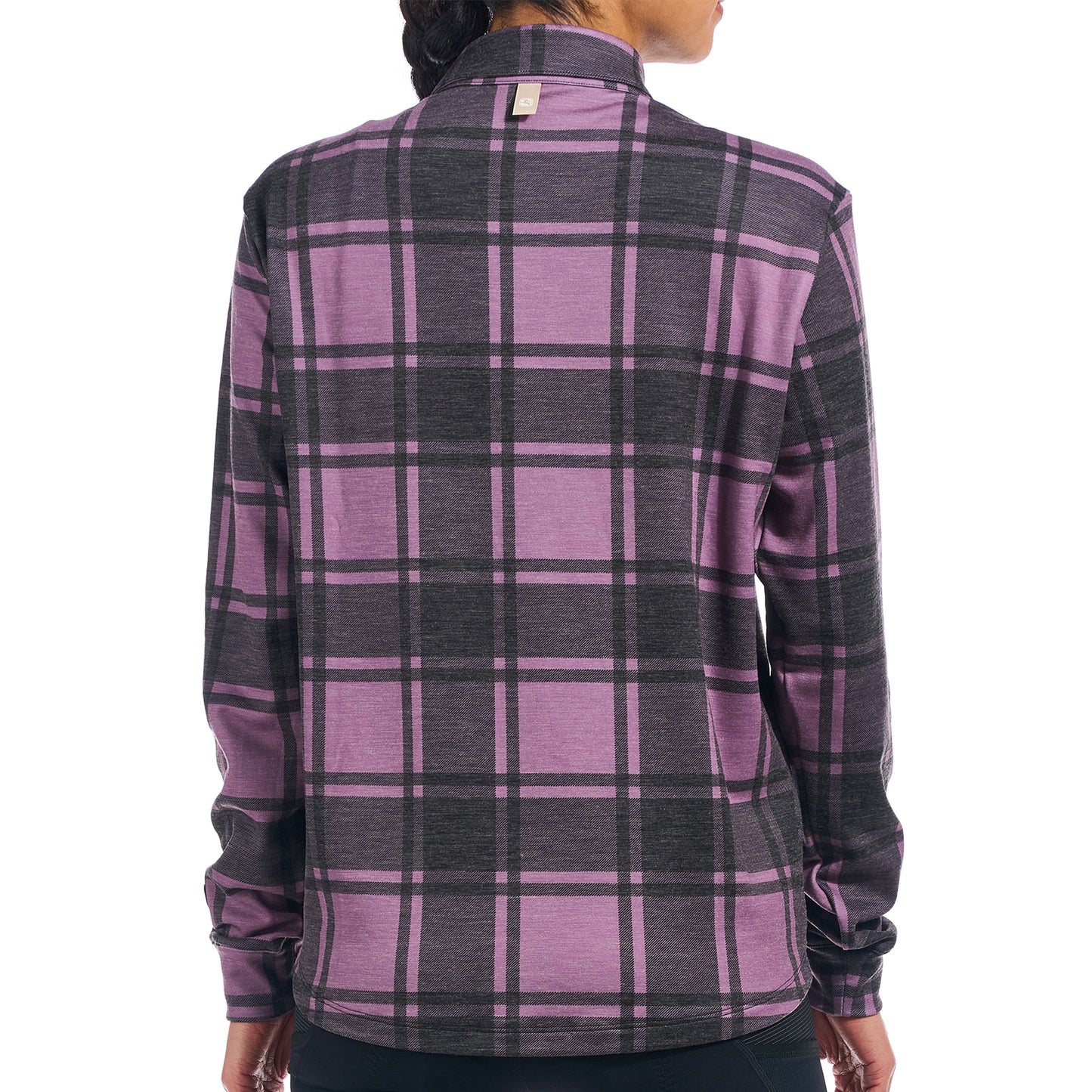 Stretchy Merino wool blend offers temperature regulation and moisture-wicking properties.