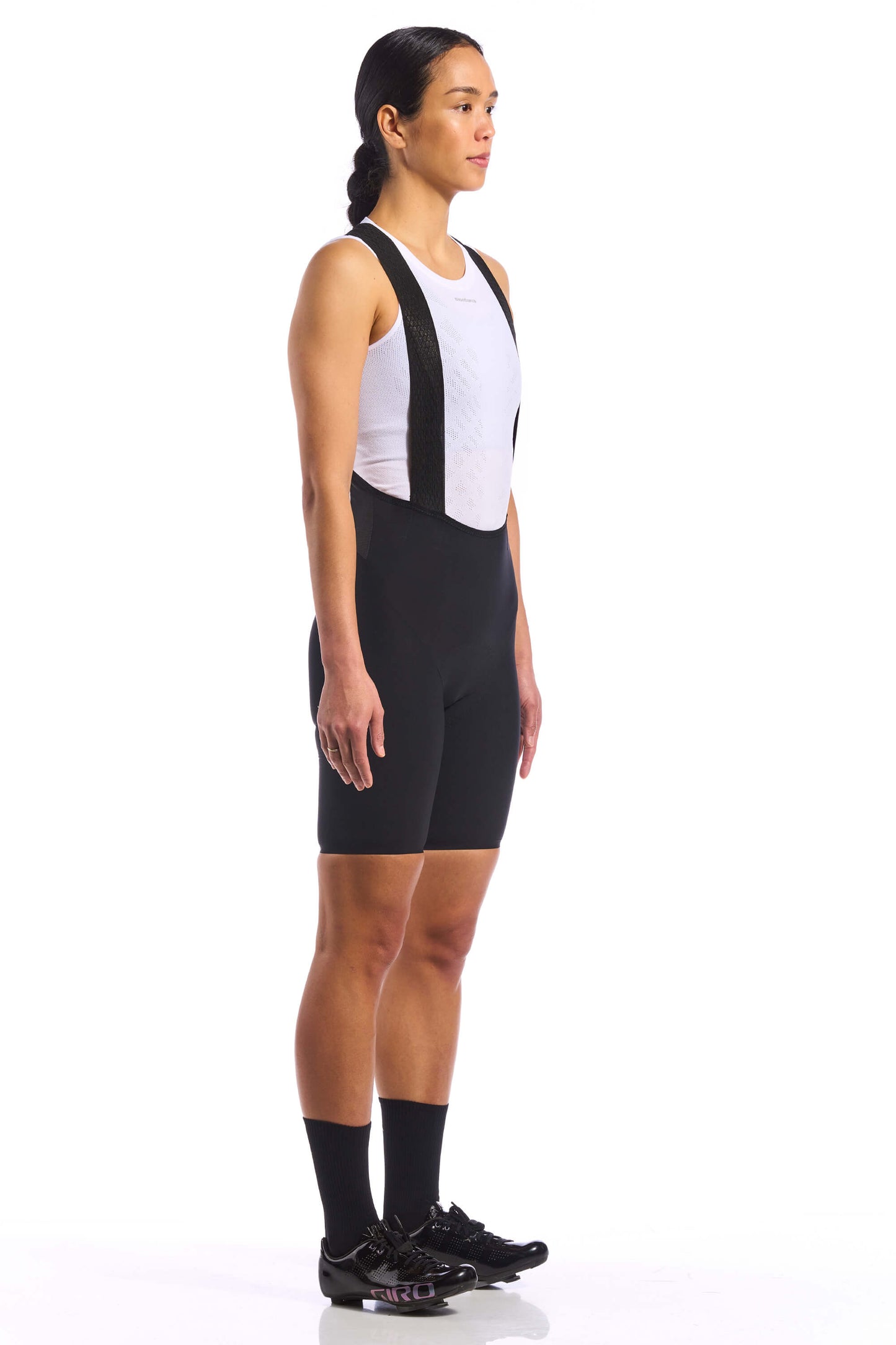 Image of the Meteorite Black bib shorts, showcasing their optimal design for comfort and functionality during long rides, available on Cassiopeia US.