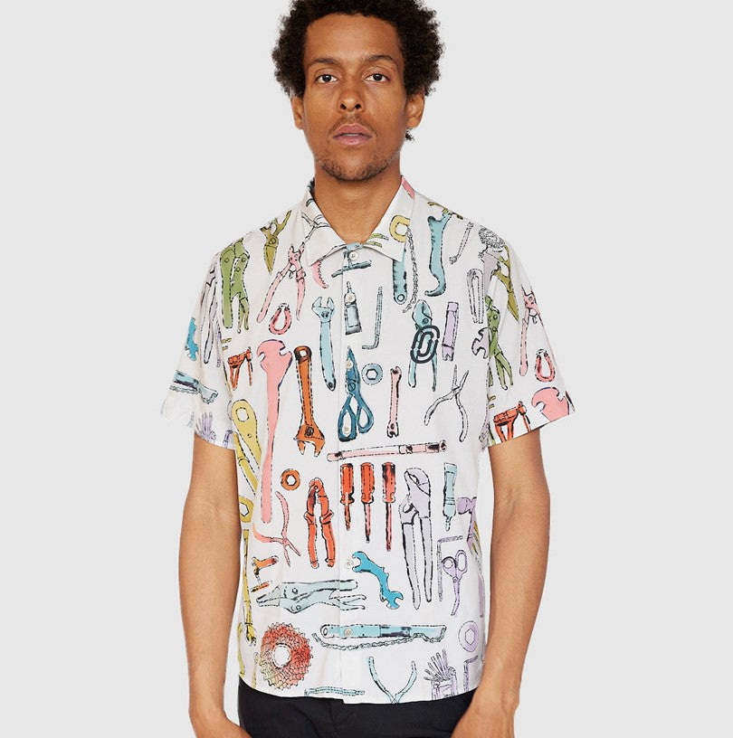 Resort Shirt - Multitool
