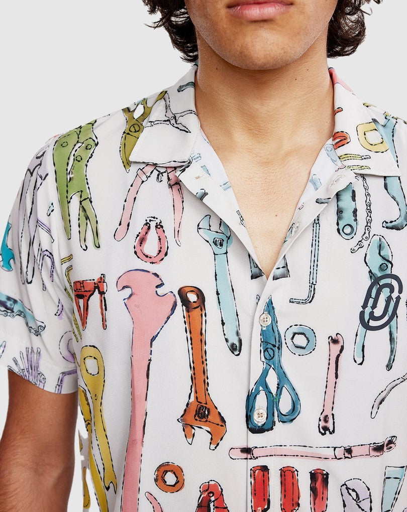 Resort Shirt - Multitool