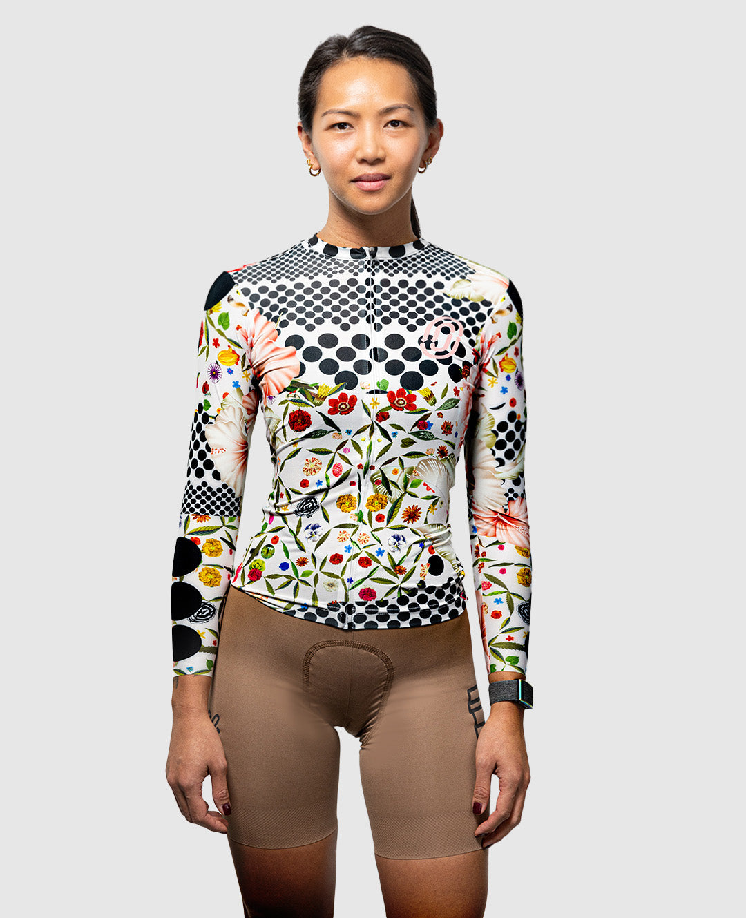 Lightweight Long Sleeve Jersey in Omloop White, inspired by the colors and architecture of Flanders and Ghent, perfect for cycling enthusiasts, available on Cassiopeia US.