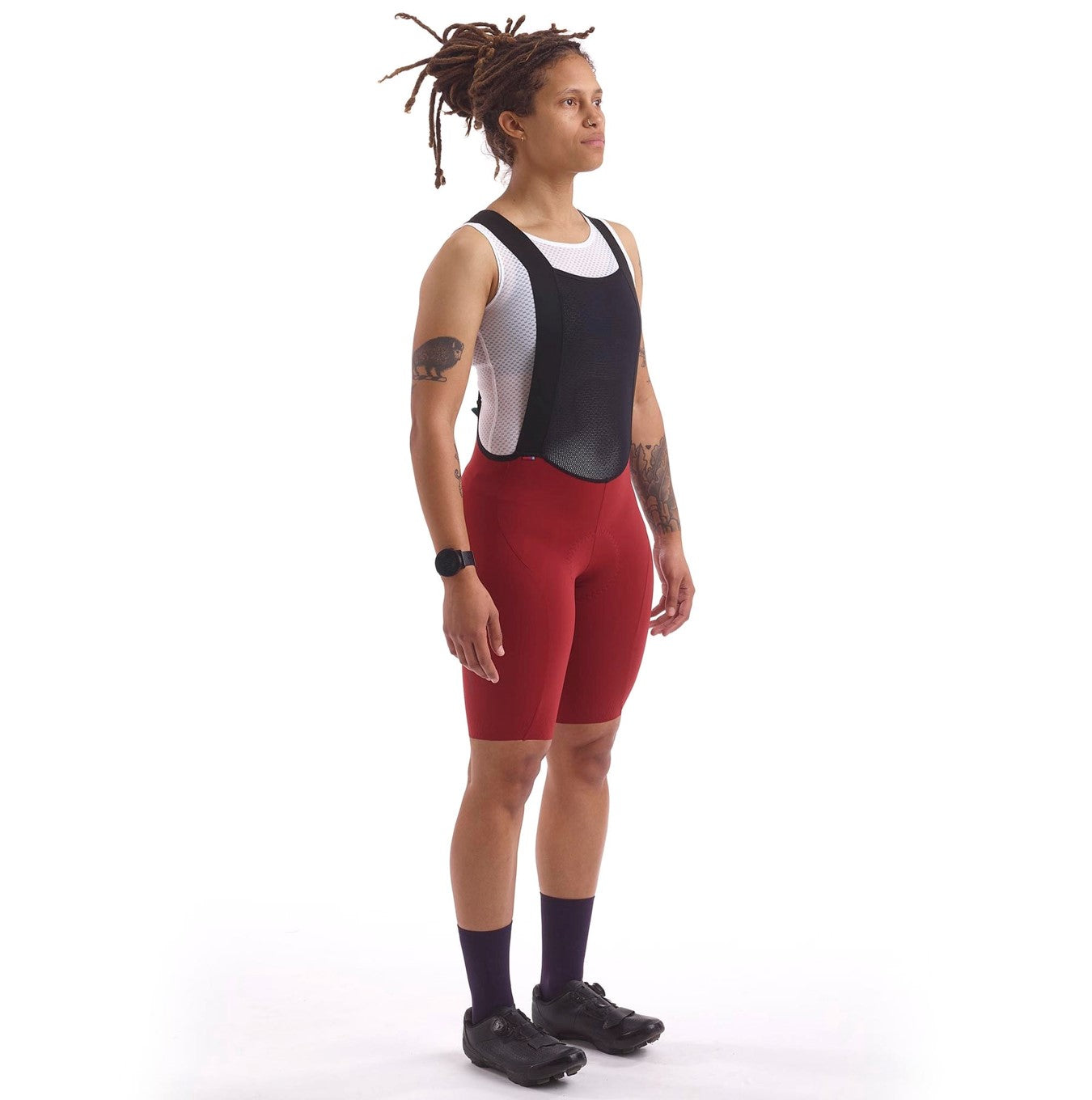 The versatile Cassiopeia LUXE Bibs in Oxide Red are perfect for dependable performance on any cycling adventure.