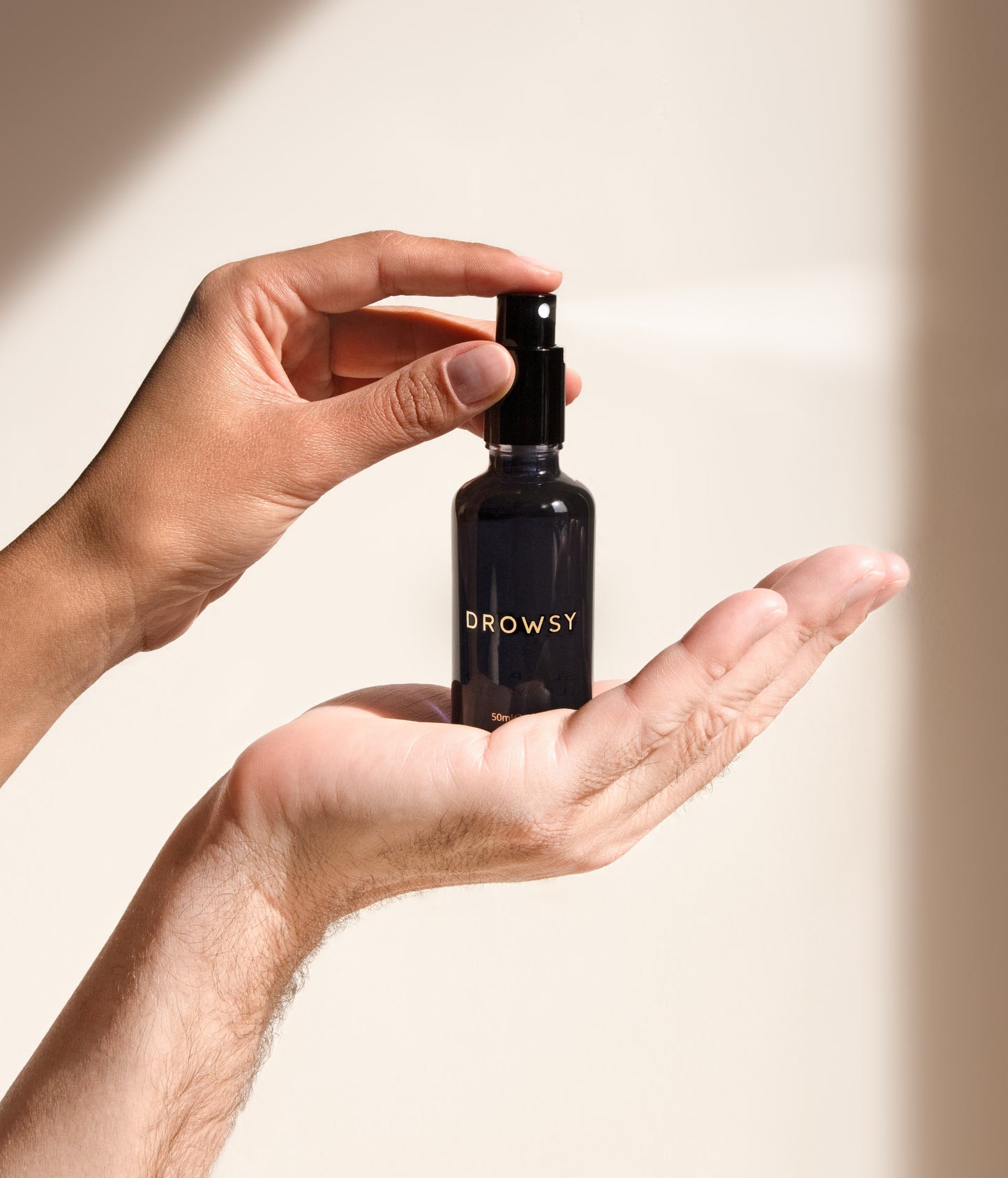 Non-addictive night ritual pillow spray designed to improve your sleep quality with a heavenly fragrance that lasts over 12 hours, available on Cassiopeia US.