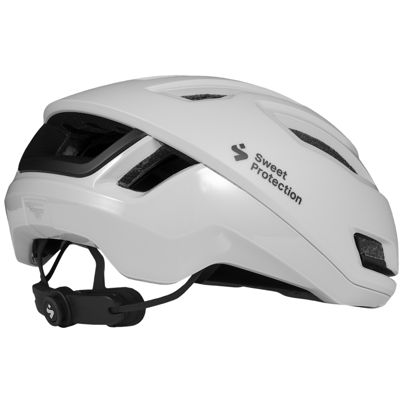 Bronco White helmet with 360 Occigrip Fit System