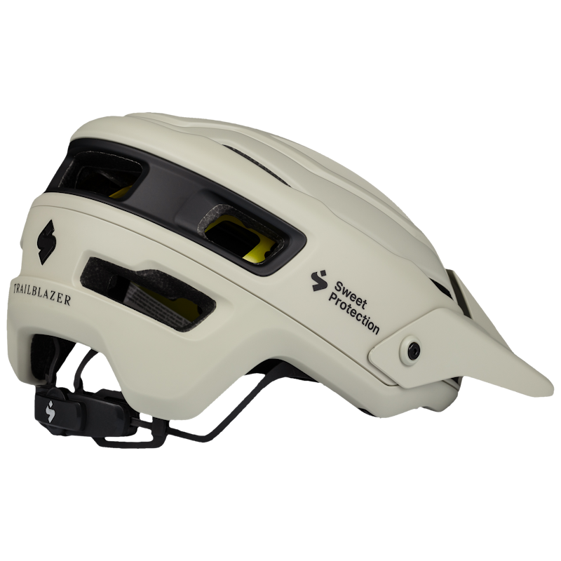 Tusken helmet equipped with STACC ventilation for superior airflow and comfort.