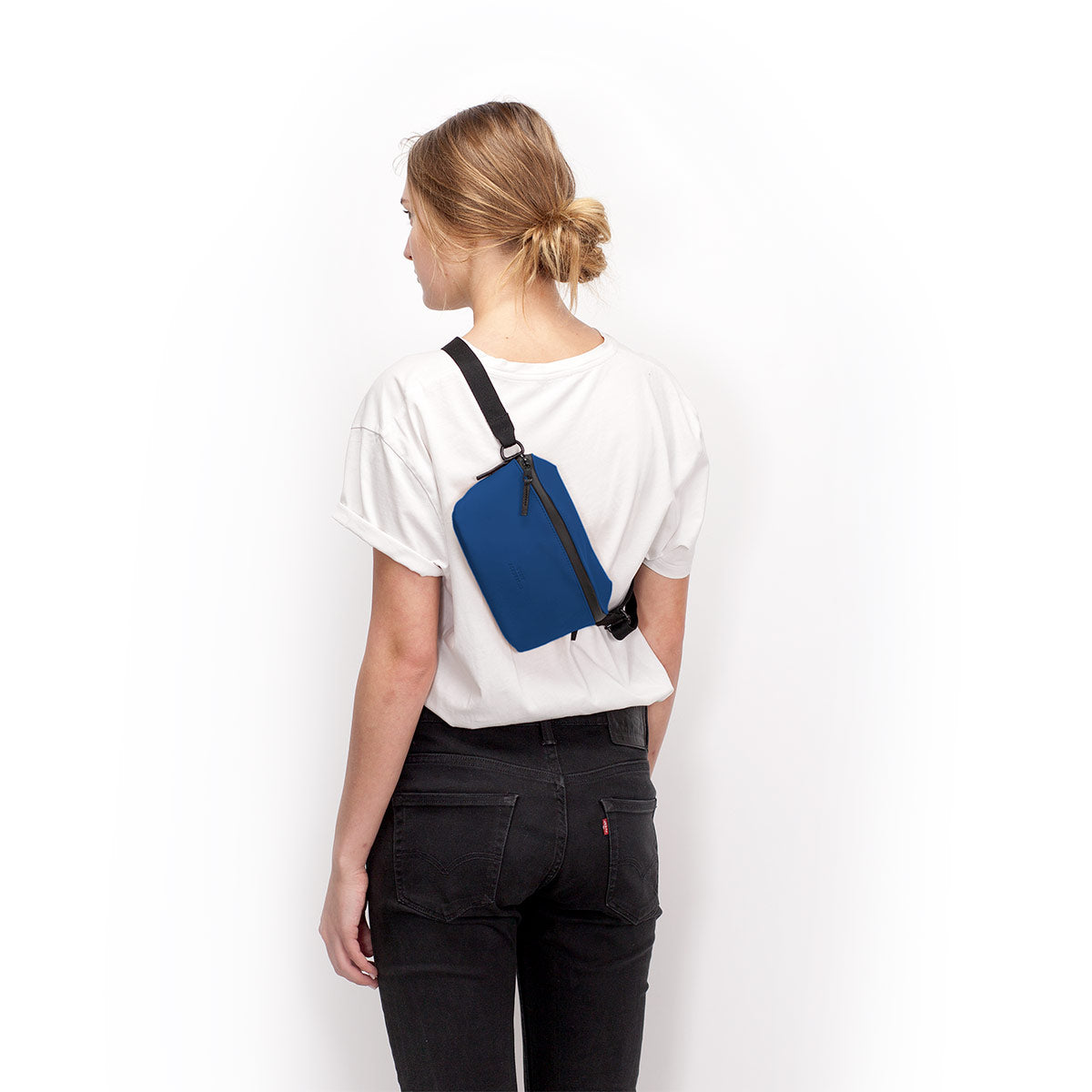 Cassiopeia Jona bag, designed for practicality and streetwise flair.