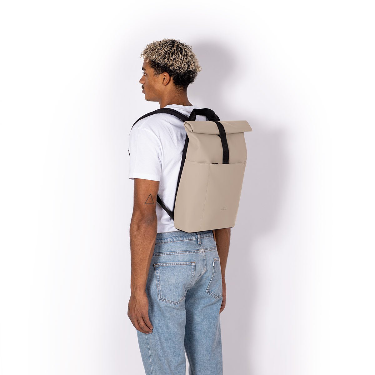 Cassiopeia cycling commuter bag, fleece-lined laptop, wipe-clean nude exterior