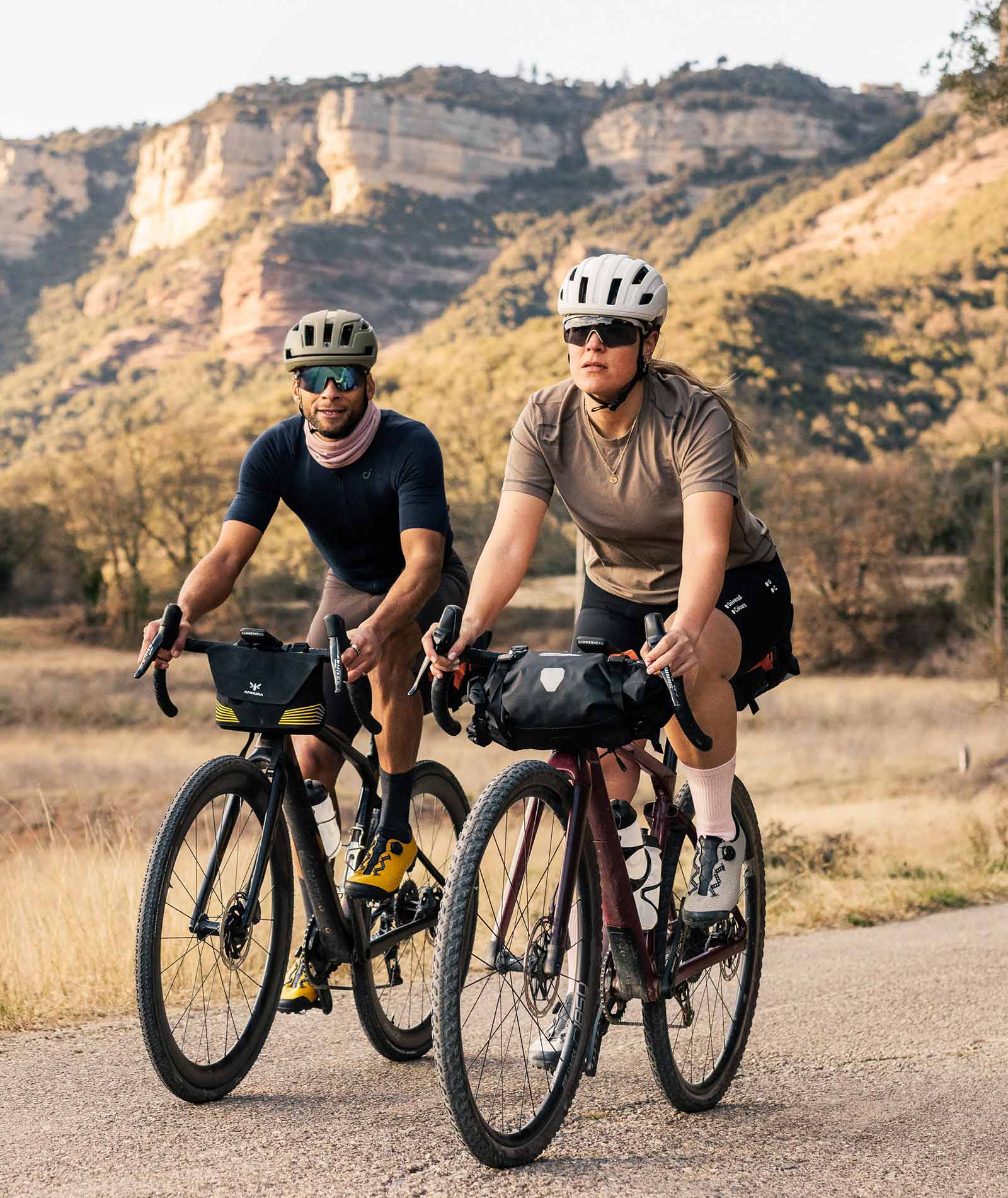 Easy-to-clean mountain bike shoes featuring an innovative TPU tread for excellent grip on varied terrain.
